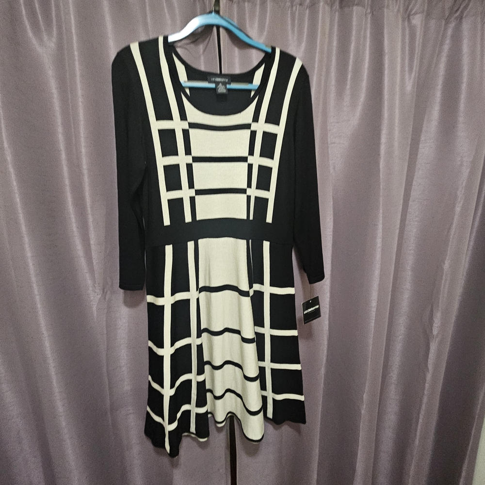 Liz Claiborne Black and Cream Grid Dress- Size XL